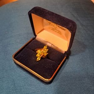 10K Gold Green Peridot Gorgeous classic precious Gemstone vintage BNWT Gift Ring